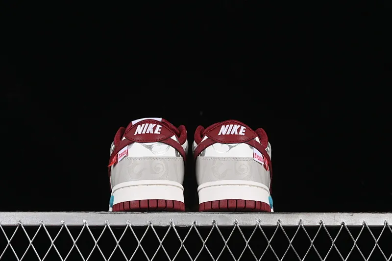 All Categories Nk SB Dunk Series Nk SB Dunk Low Low-top sneakers Nk Dunk Low Panda Prank Year of the Dragon limited team red SB low-top casual sneakers DD1391-601